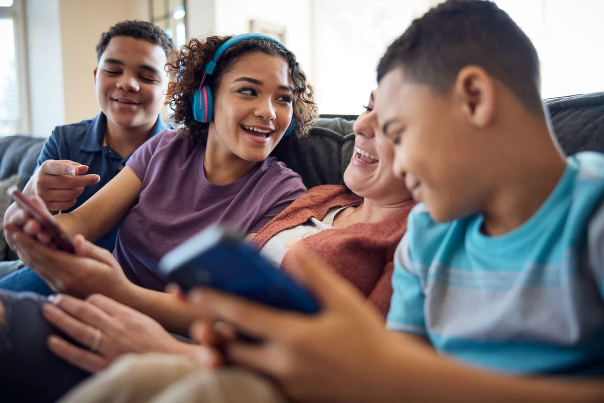 Browse artist portfolios and workbooks